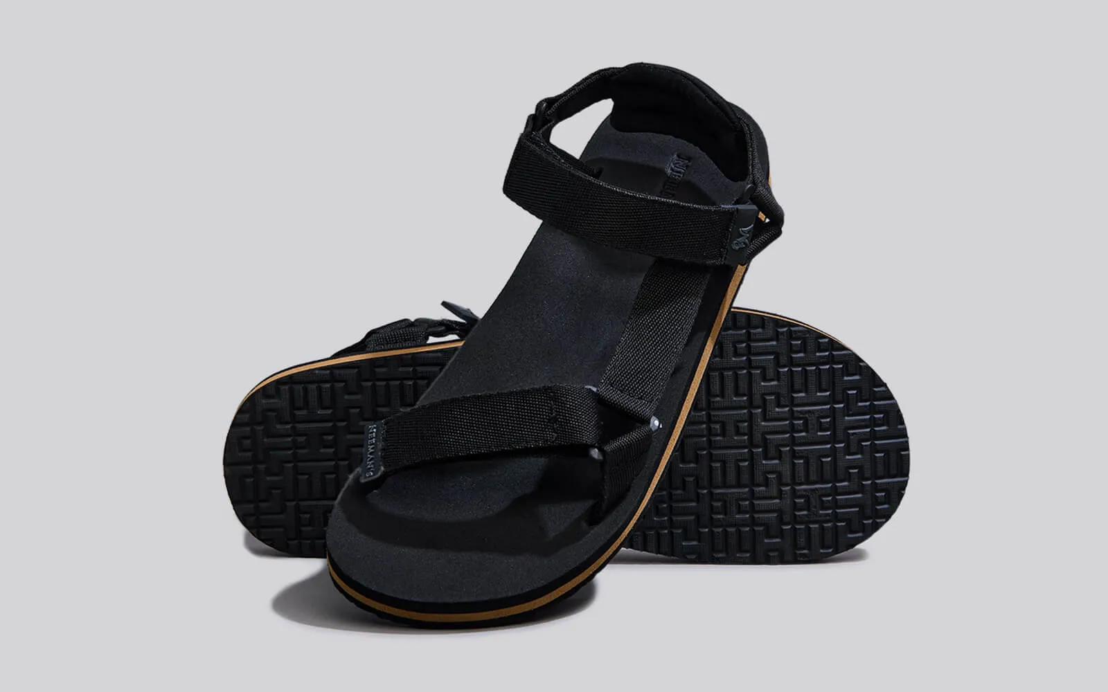 Airy Strap Sandals : Black