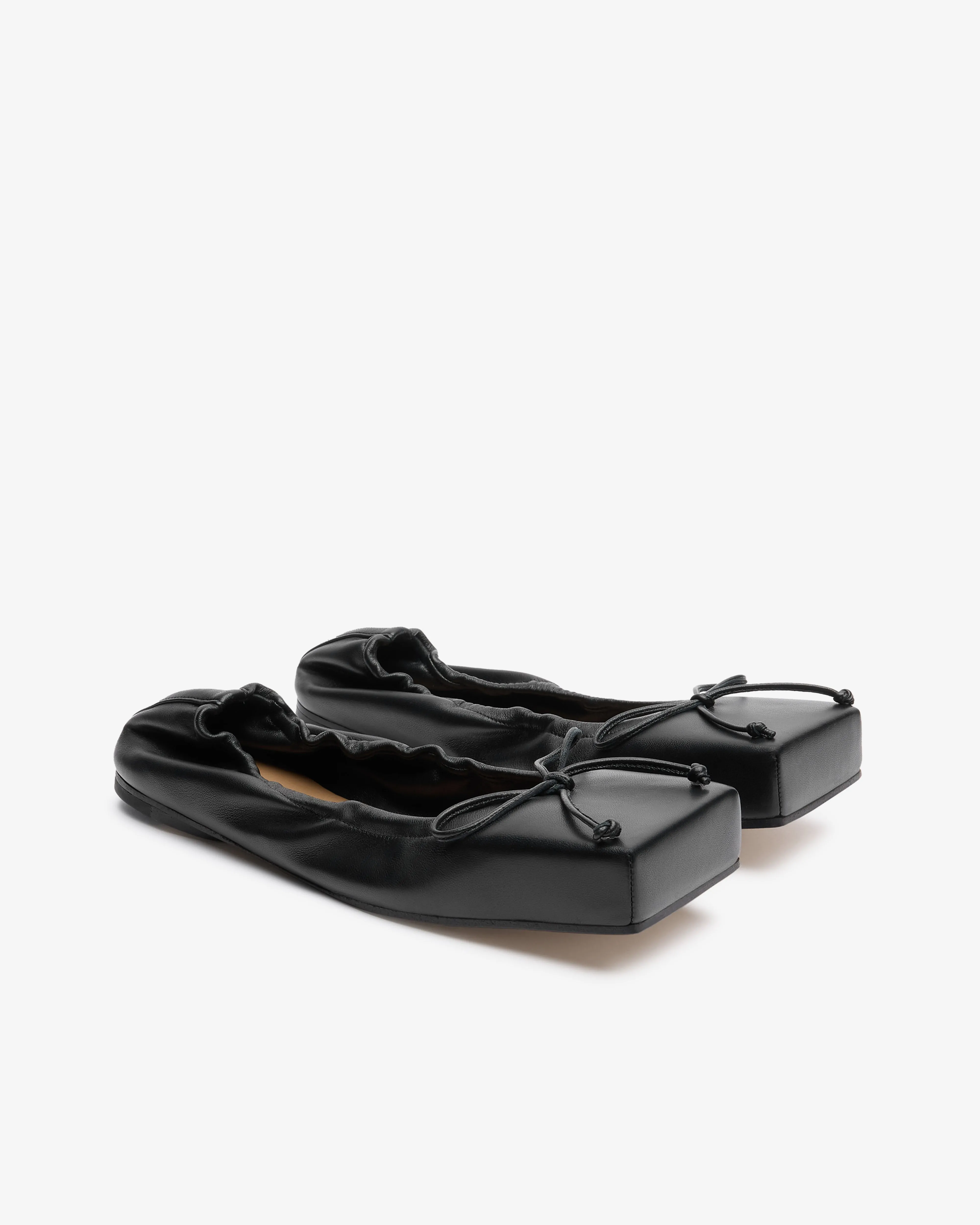 Jacquemus - Women's Les Ballerines Ballet - (Black)