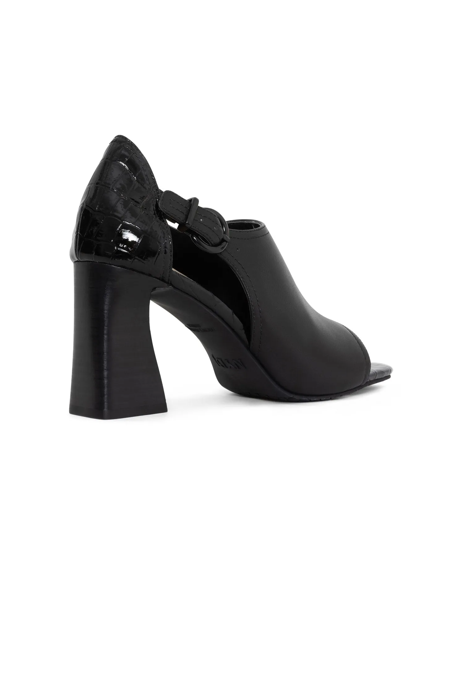 Larlie Block Heel Sandals - Black