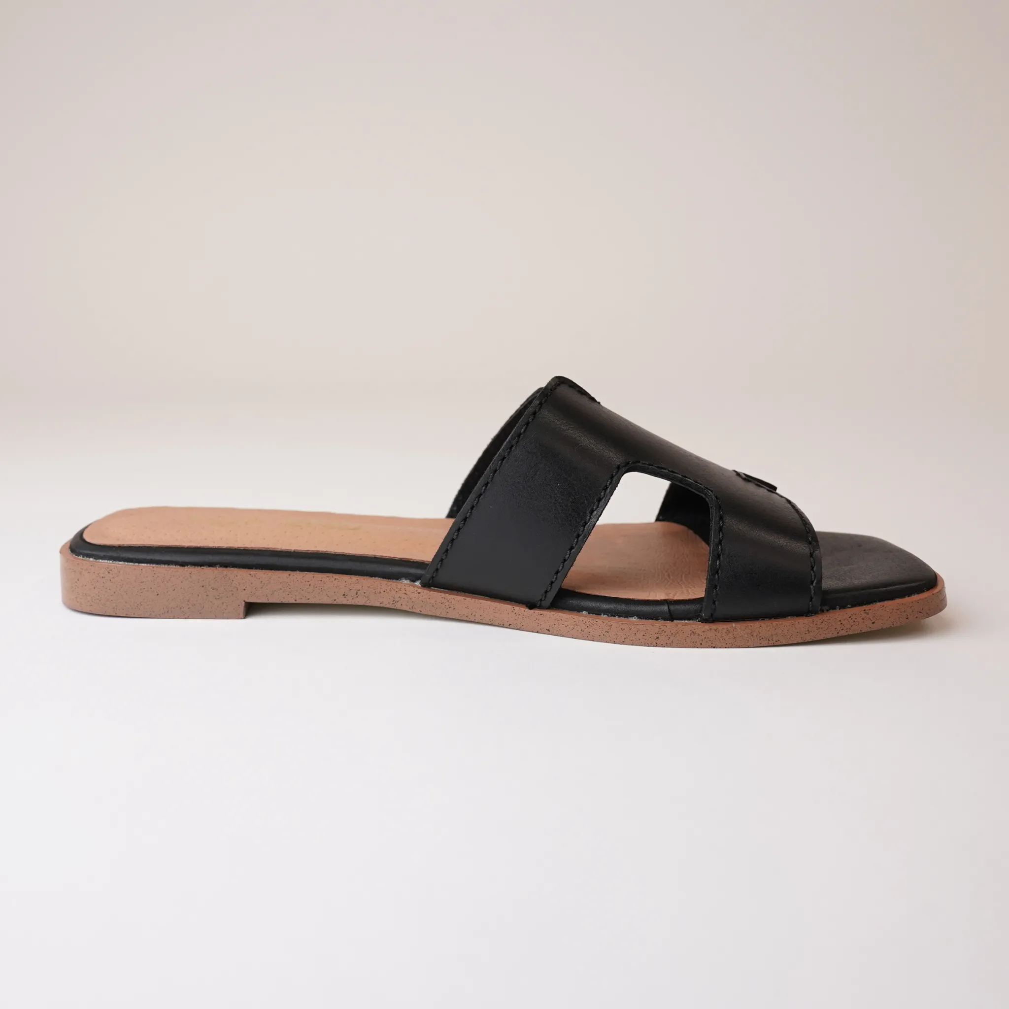 Lycha Black Leather Slides