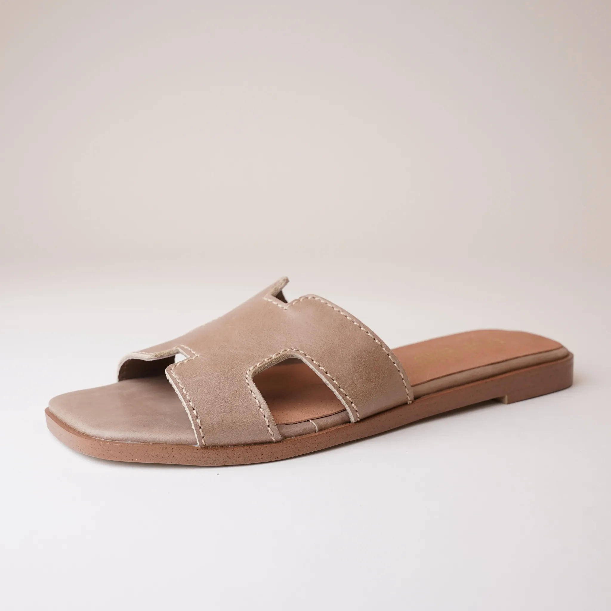 Lycha Latte Leather Slides