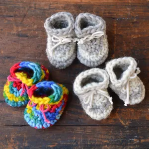 Newborn Padraig Booties (0-3m)