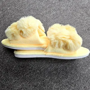 POM POM SLIPPERS